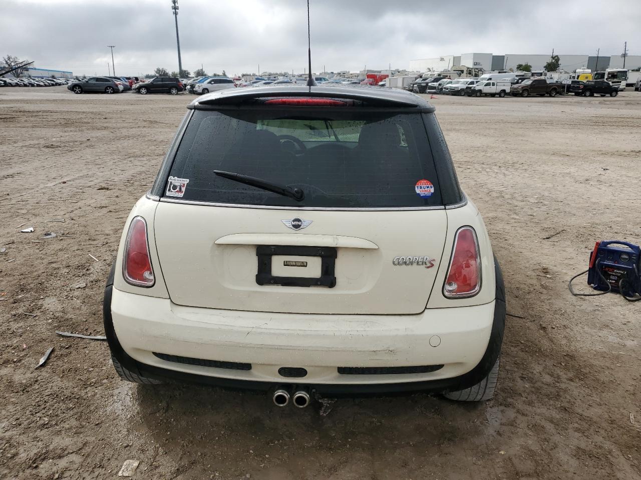 2005 Mini Cooper S VIN: WMWRE33545TL14464 Lot: 84613244