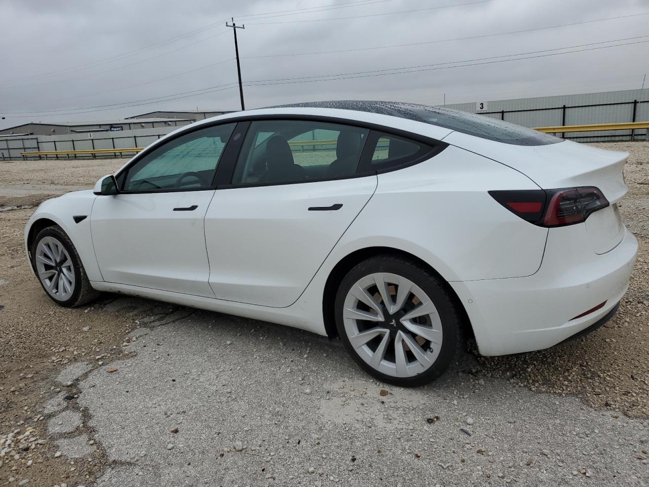 VIN 5YJ3E1EB9MF085412 2021 TESLA MODEL 3 no.2