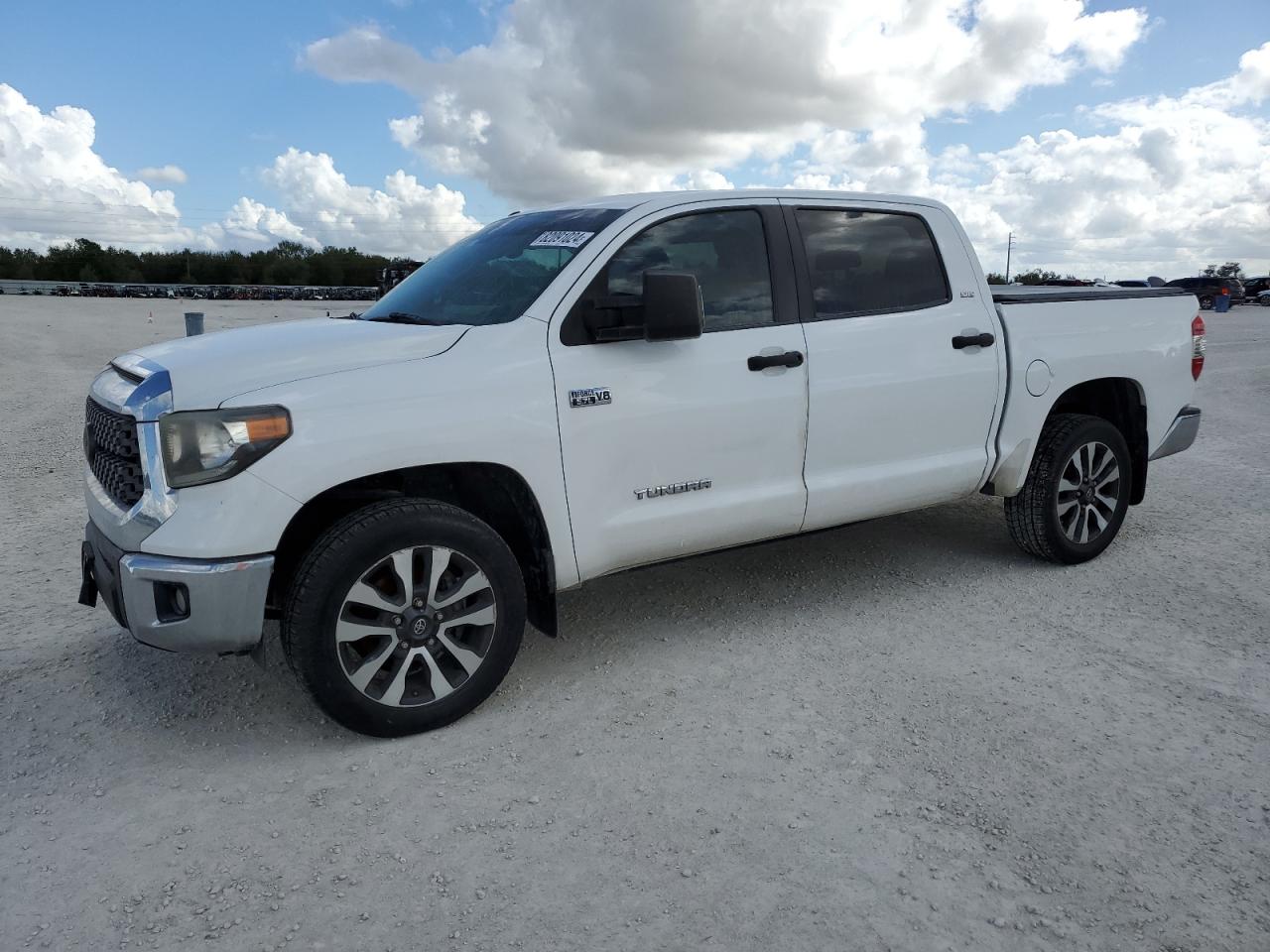 2018 TOYOTA TUNDRA