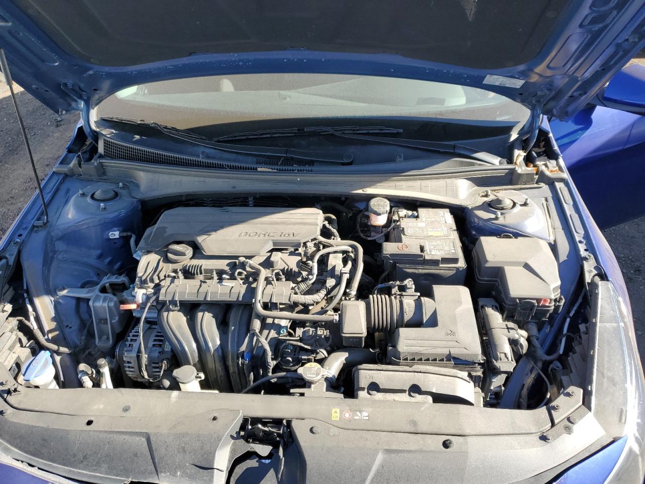 2023 Hyundai Elantra - Image 11