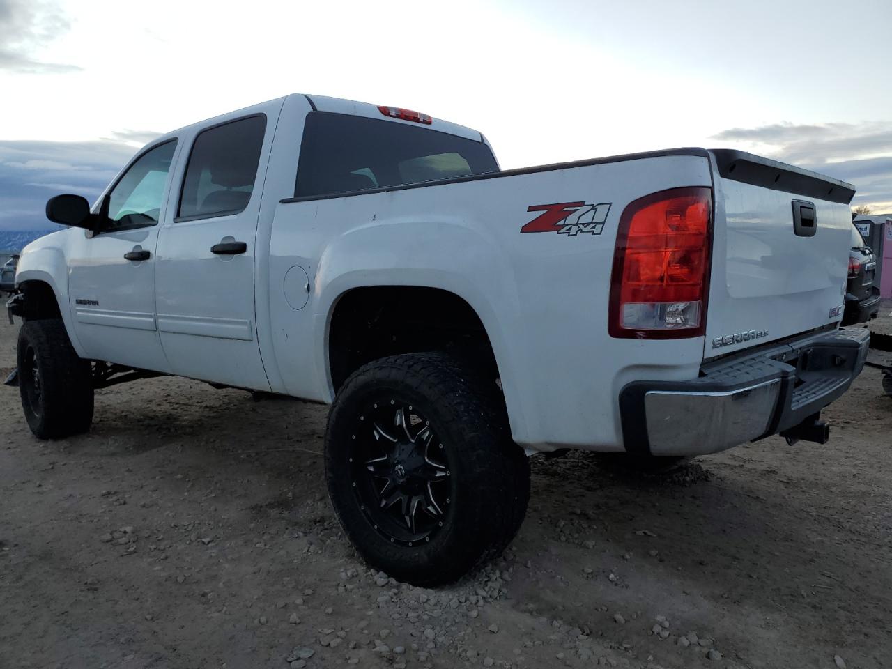 VIN 3GTP2VE78DG328487 2013 GMC SIERRA no.2