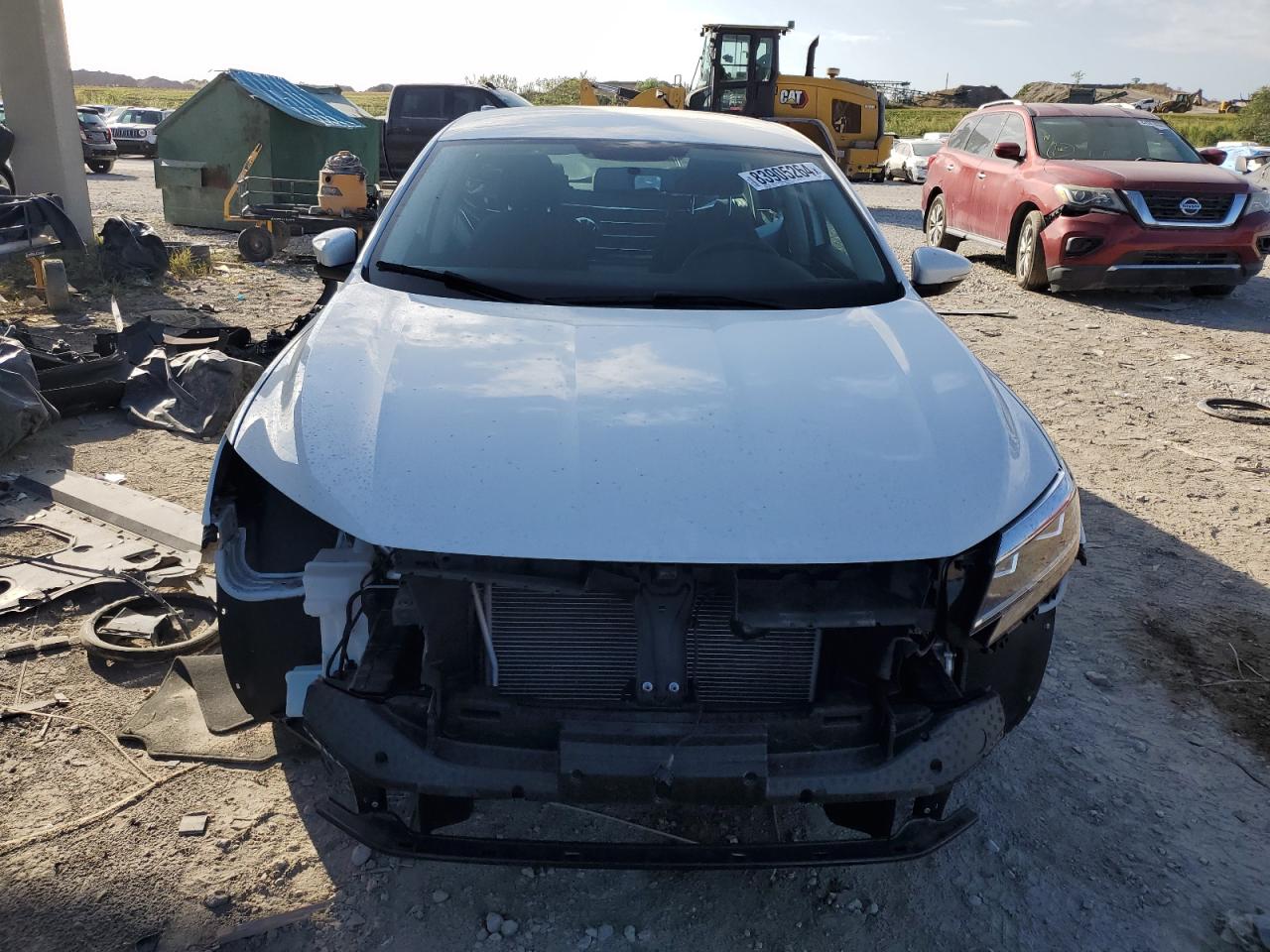 2021 Volkswagen Passat - Image 5