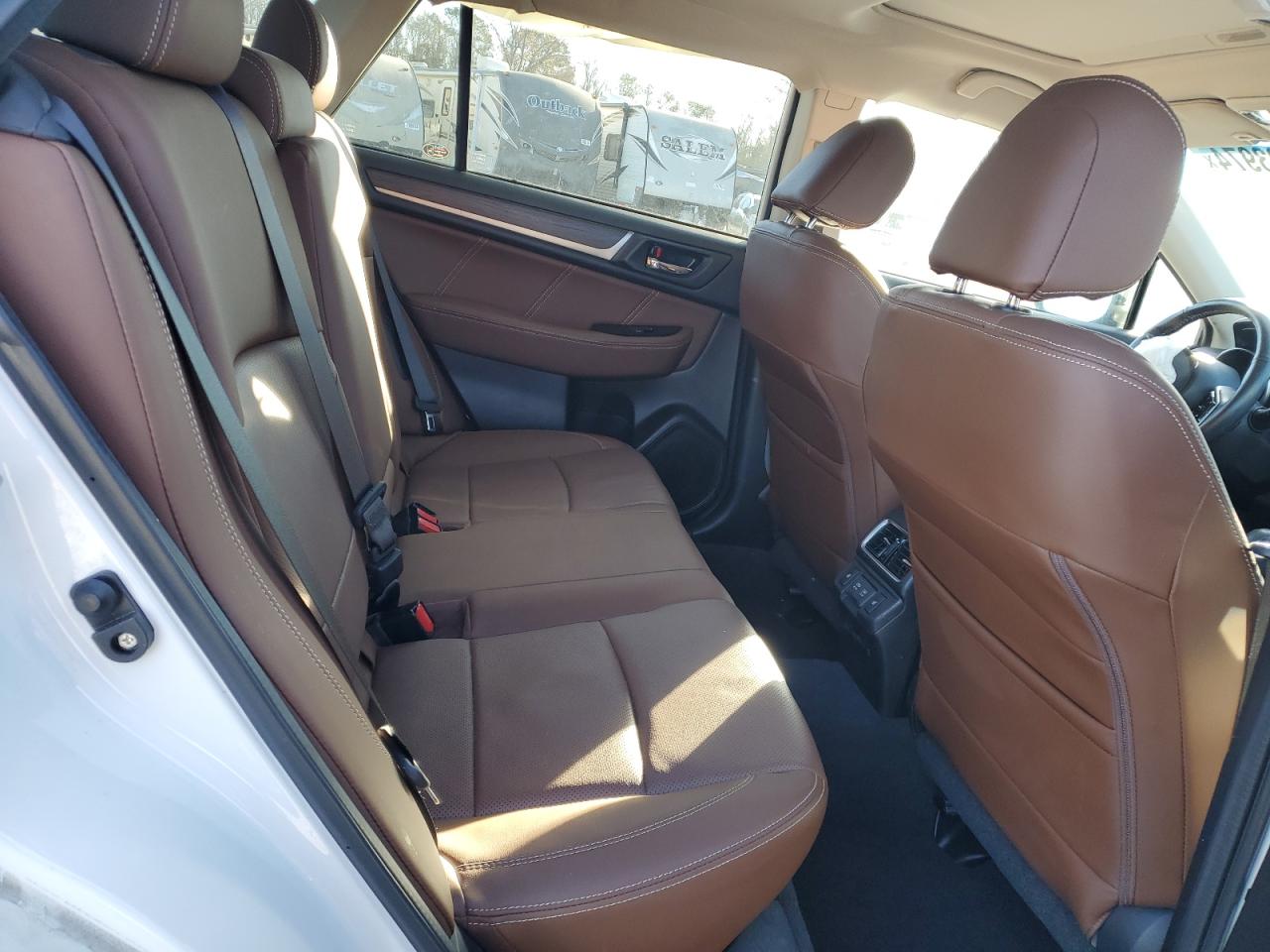 2019 Subaru Outback - Image 12