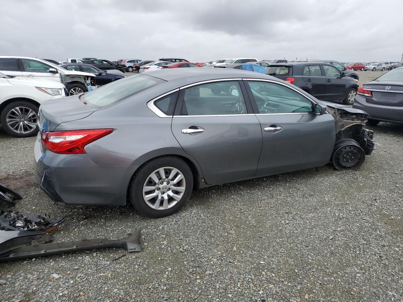 VIN 1N4AL3AP7GC215186 2016 NISSAN ALTIMA no.3