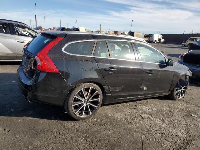  VOLVO V60 2017 Черный