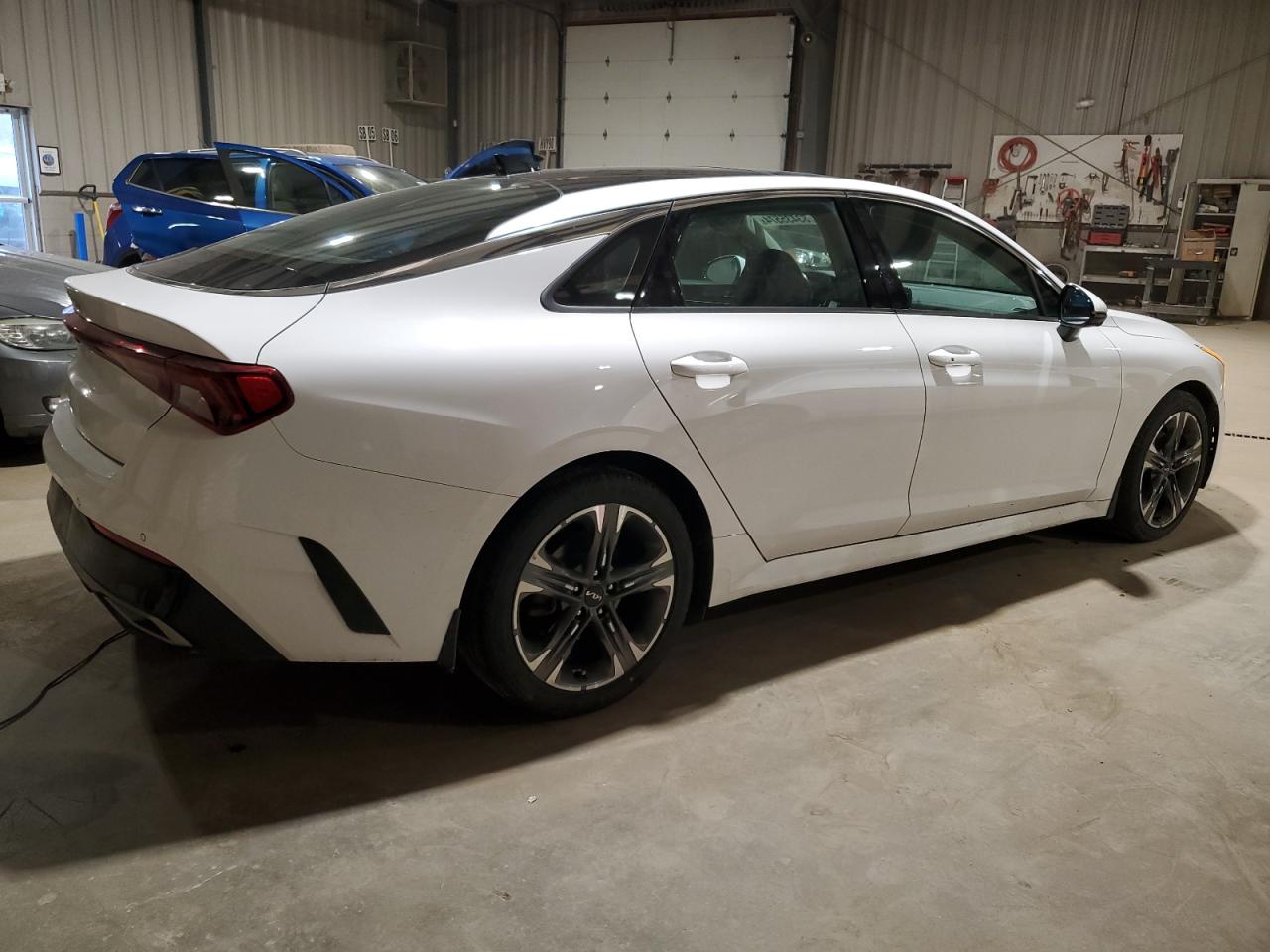 2022 Kia K5 - Image 3