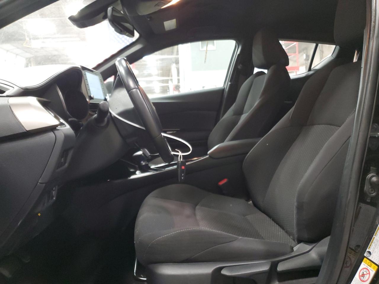 2019 Toyota C-HR - Image 7