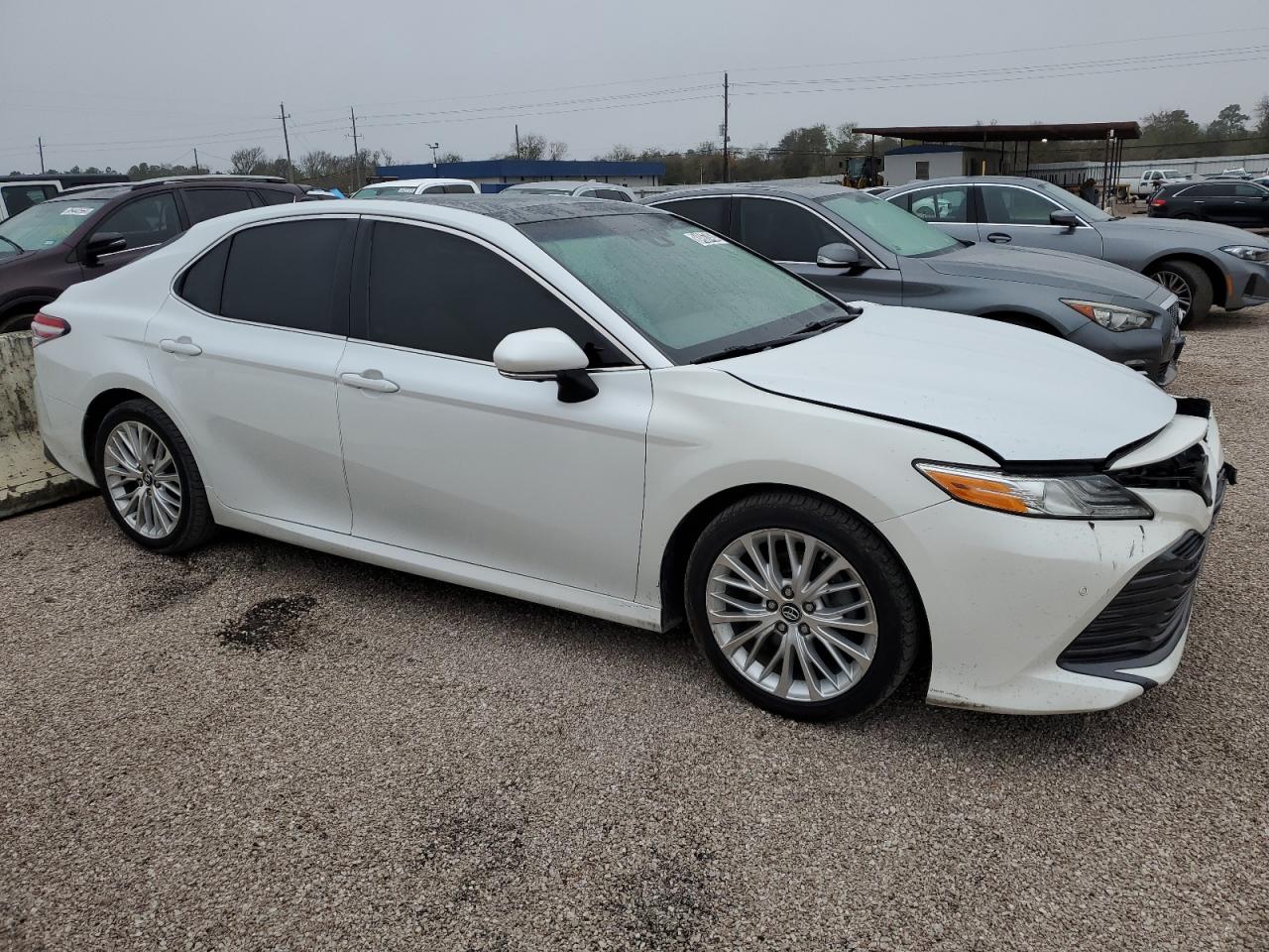 2018 Toyota Camry - Image 4