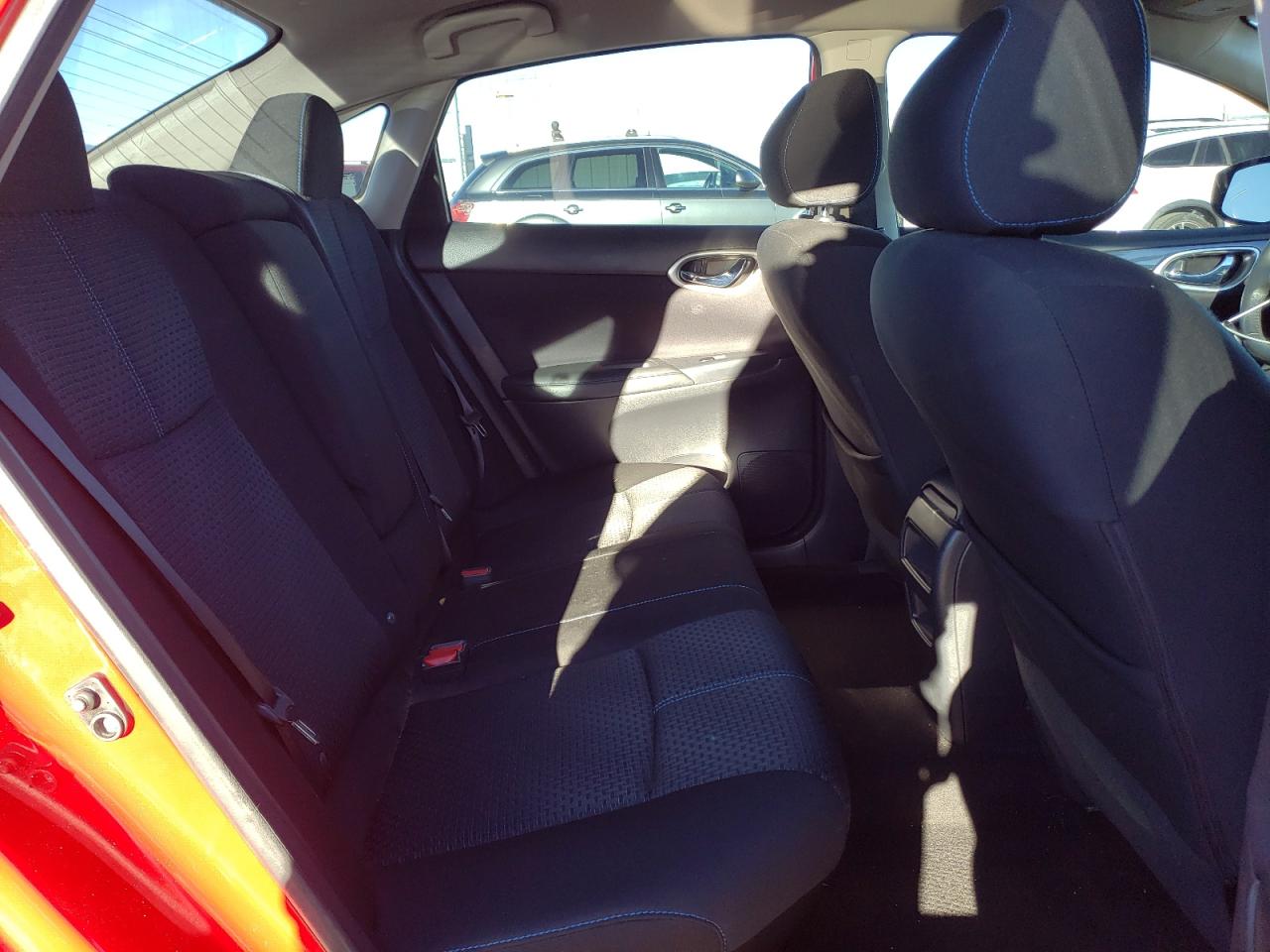 2016 Nissan Sentra - Image 10