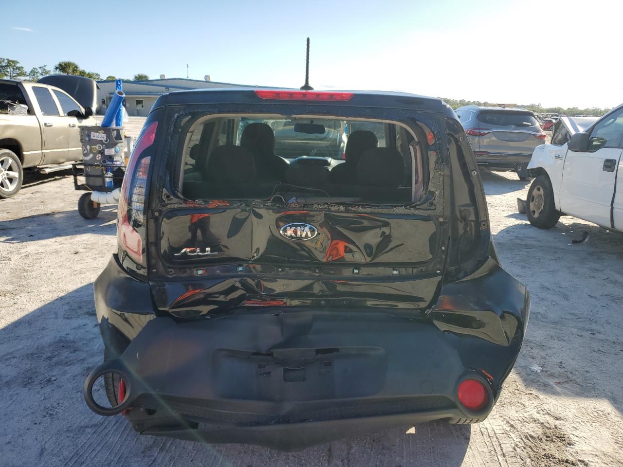 VIN KNDJN2A26E7011519 2014 KIA SOUL no.6