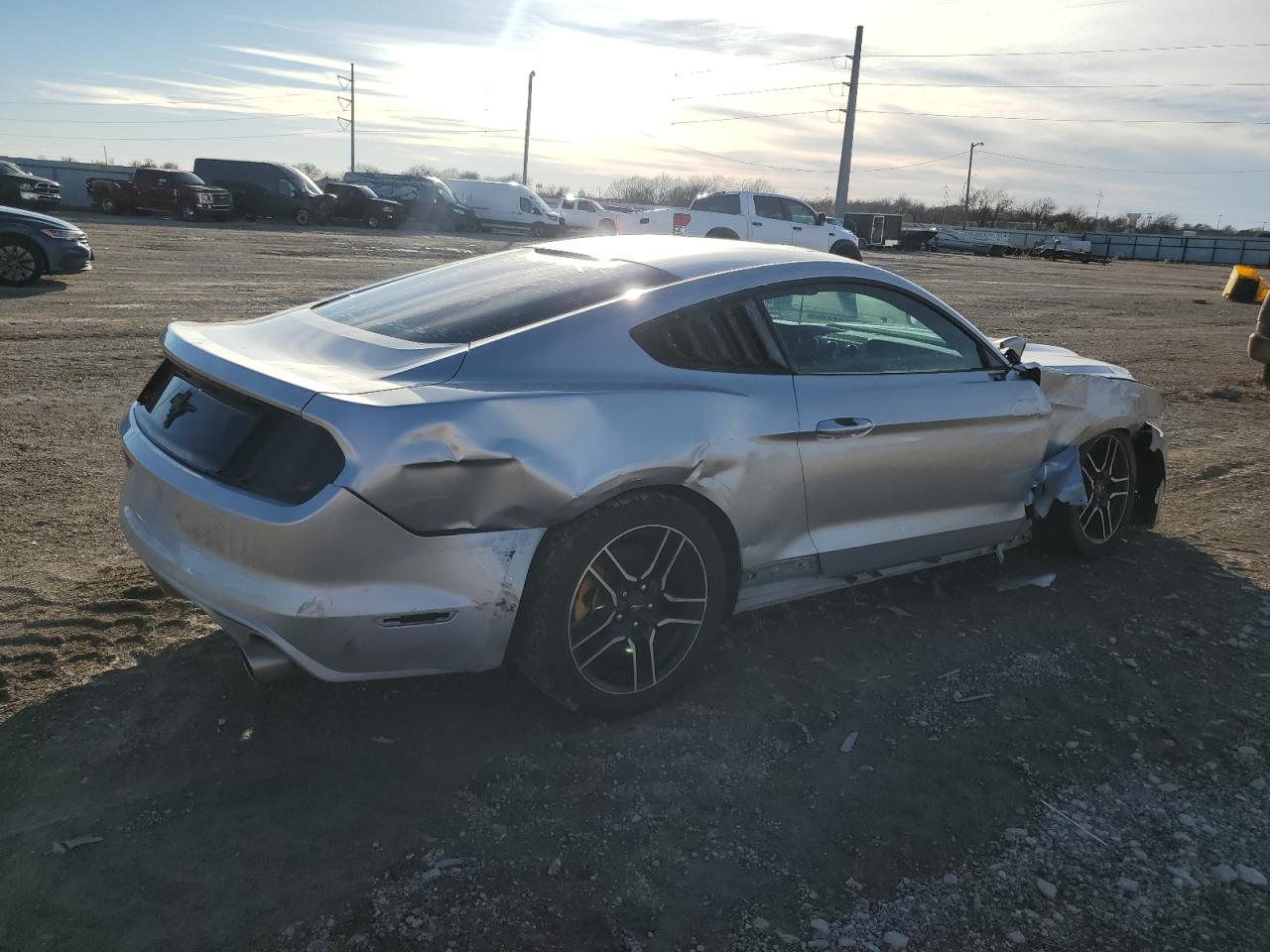 2015 Ford Mustang - Image 3