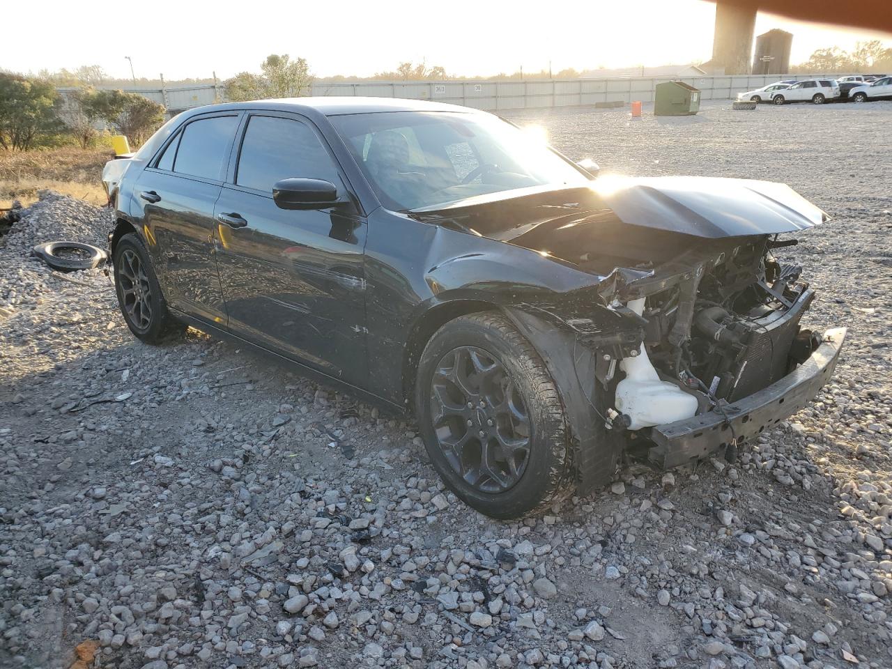 2020 Chrysler 300 - Image 4