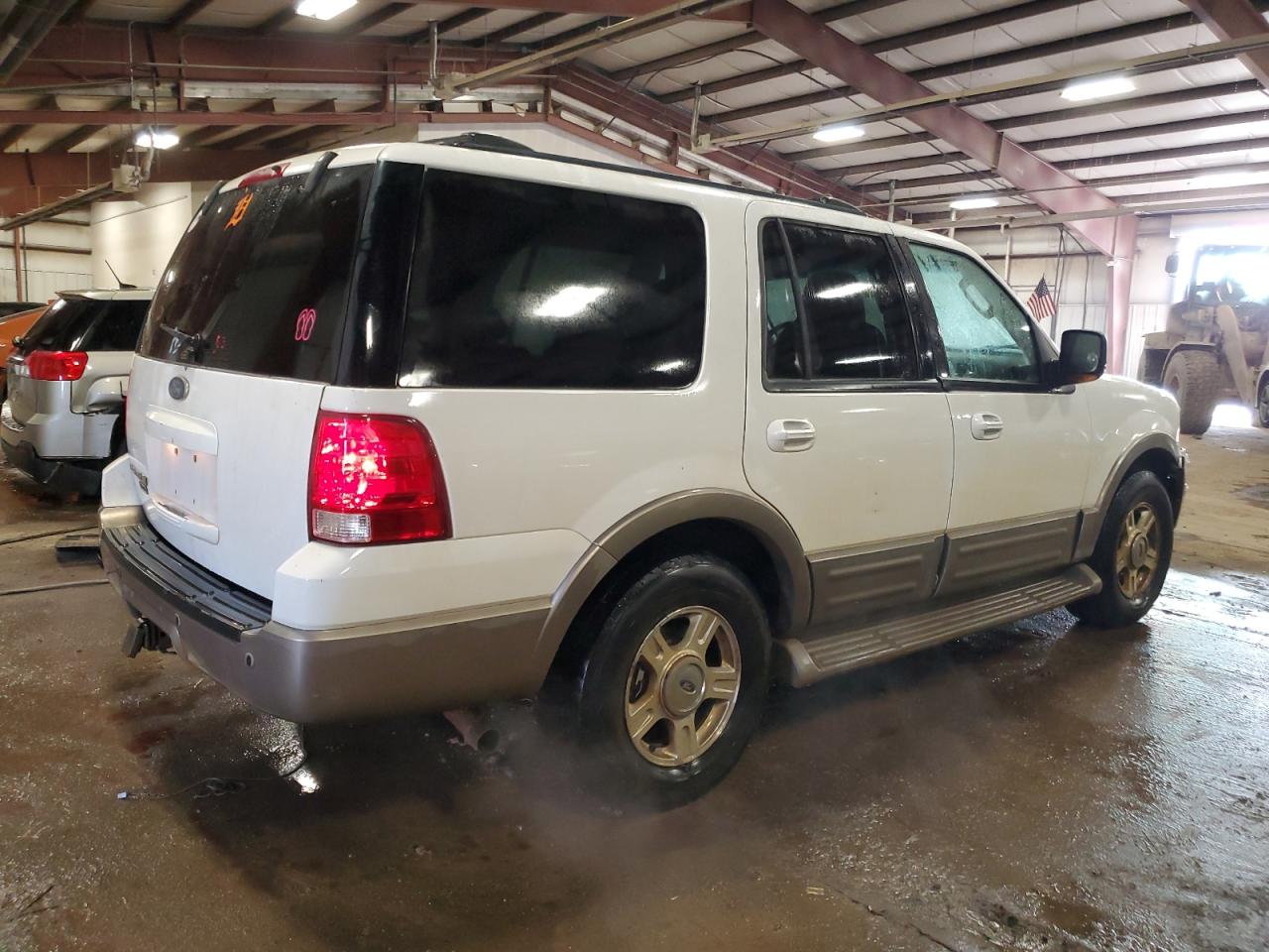 2004 Ford Expedition - Image 3