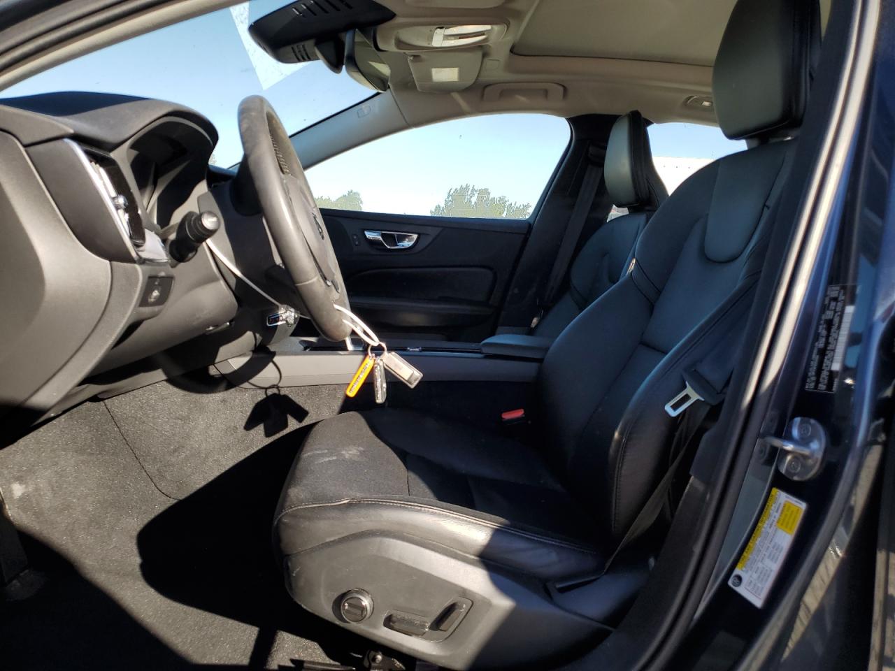 2023 Volvo S60 - Image 7