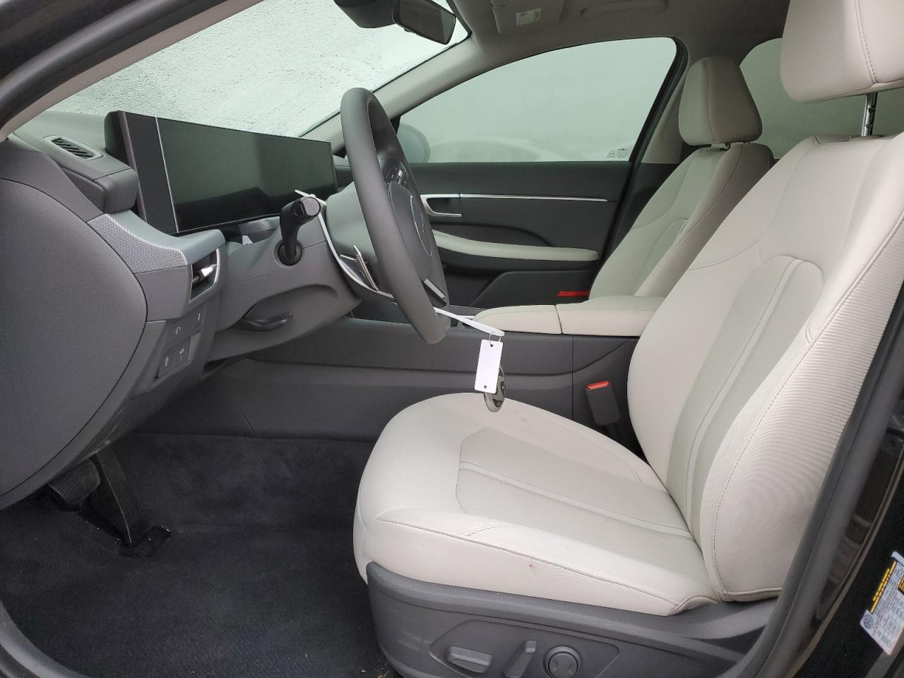 2024 Hyundai Sonata - Image 7