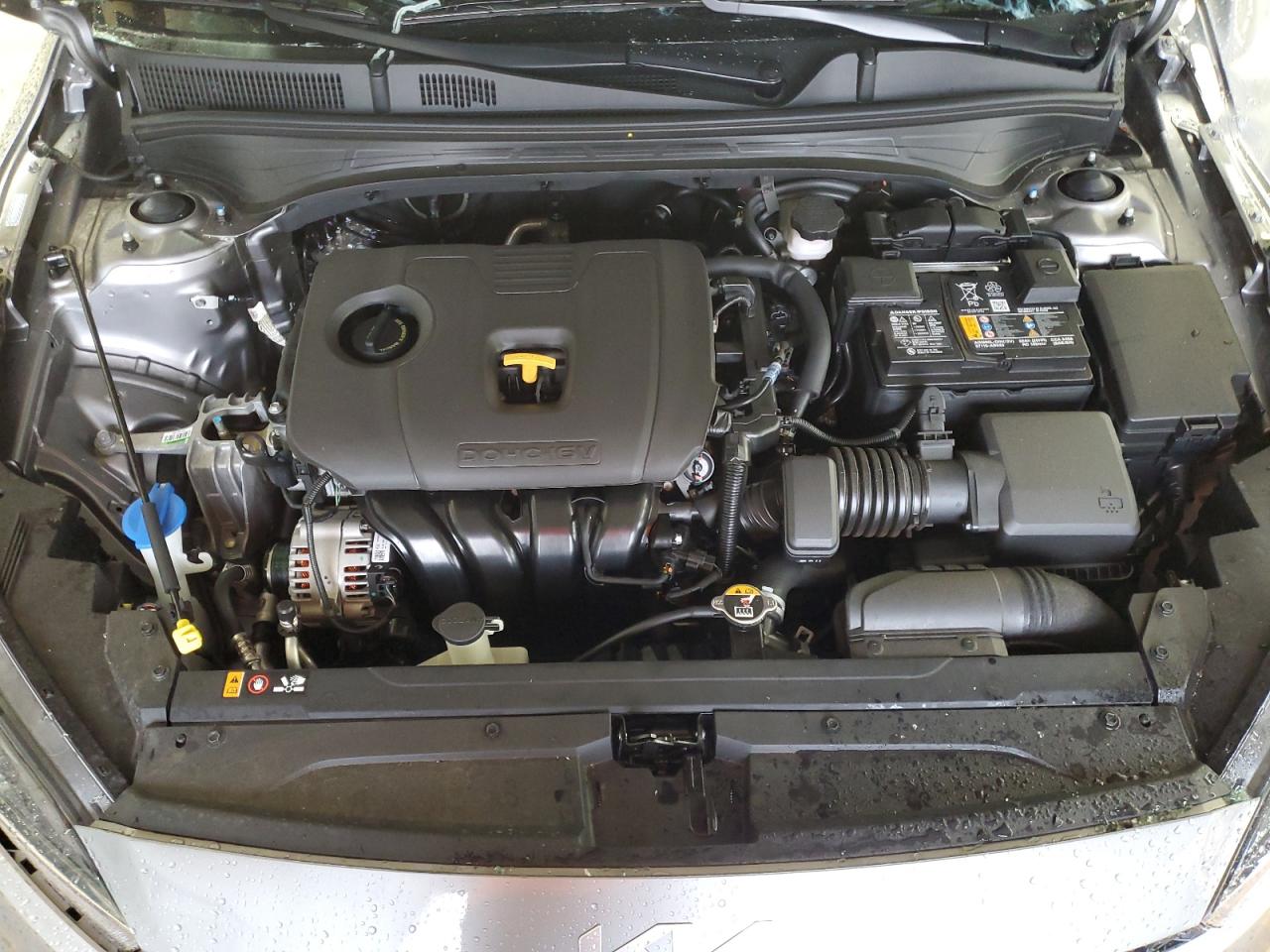 2024 Kia Forte - Image 12
