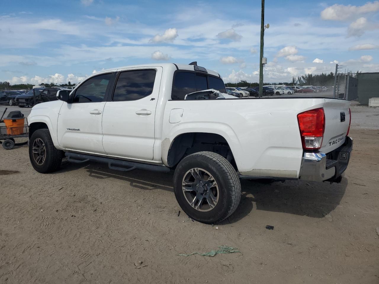 VIN 5TFAZ5CN6GX002996 2016 TOYOTA TACOMA no.2