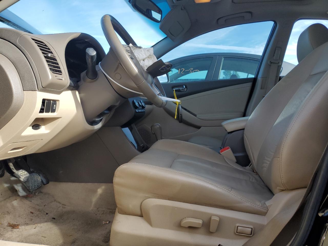 2011 Nissan Altima - Image 7