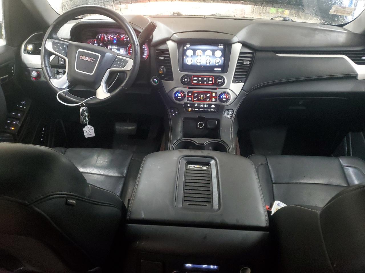 2015 GMC Yukon - Image 8