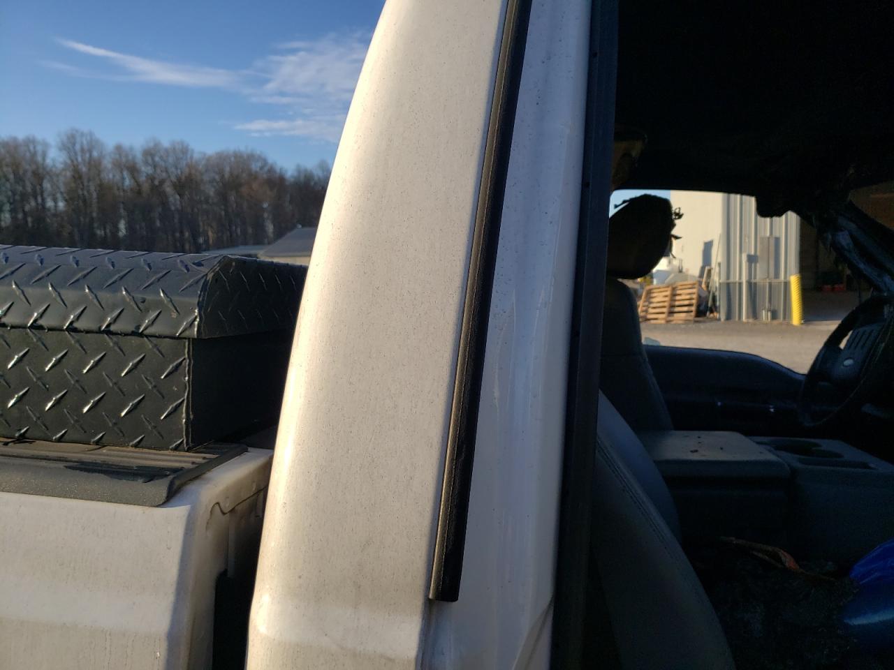 2015 Ford F250 - Image 11