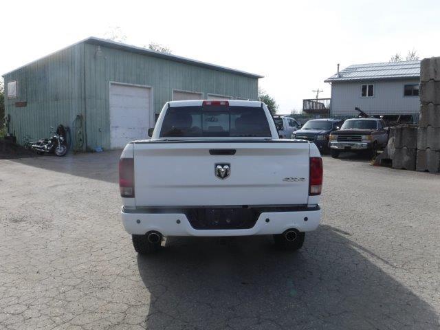 Пикапы DODGE RAM 1500 2012 Белый