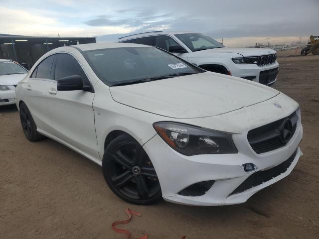 Sedans MERCEDES-BENZ CLA-CLASS 2016 White