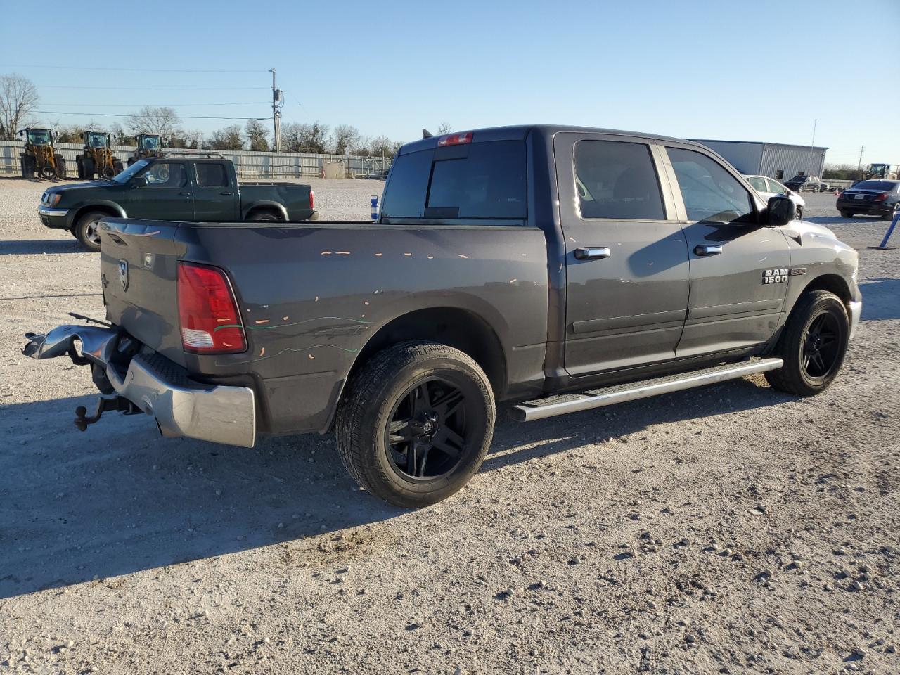 2018 RAM 1500 - Image 3