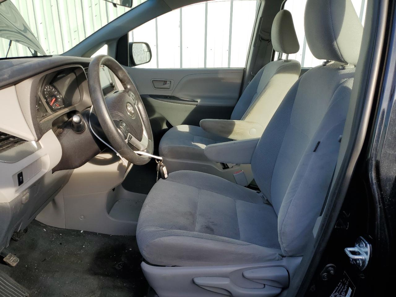 2016 Toyota Sienna VIN: 5TDZK3DCXGS700350 Lot: 83677684