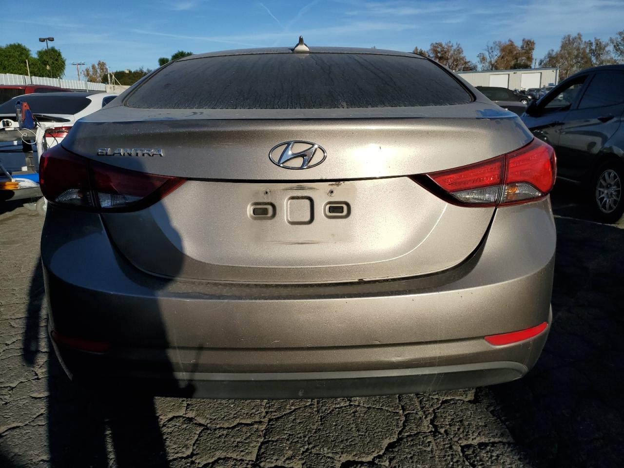 VIN 5NPDH4AE7GH688300 2016 HYUNDAI ELANTRA no.6