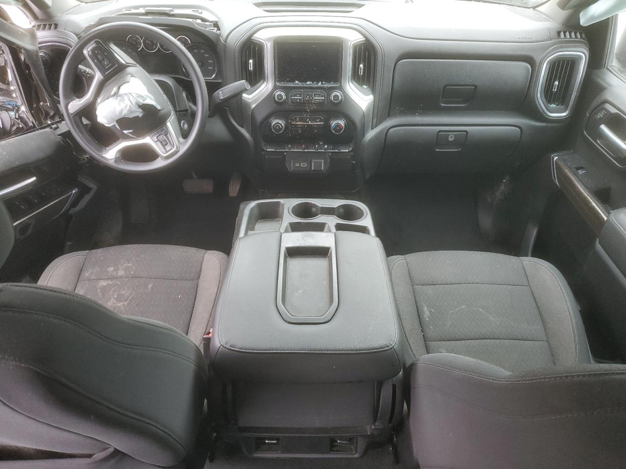 2020 Chevrolet Silverado - Image 8