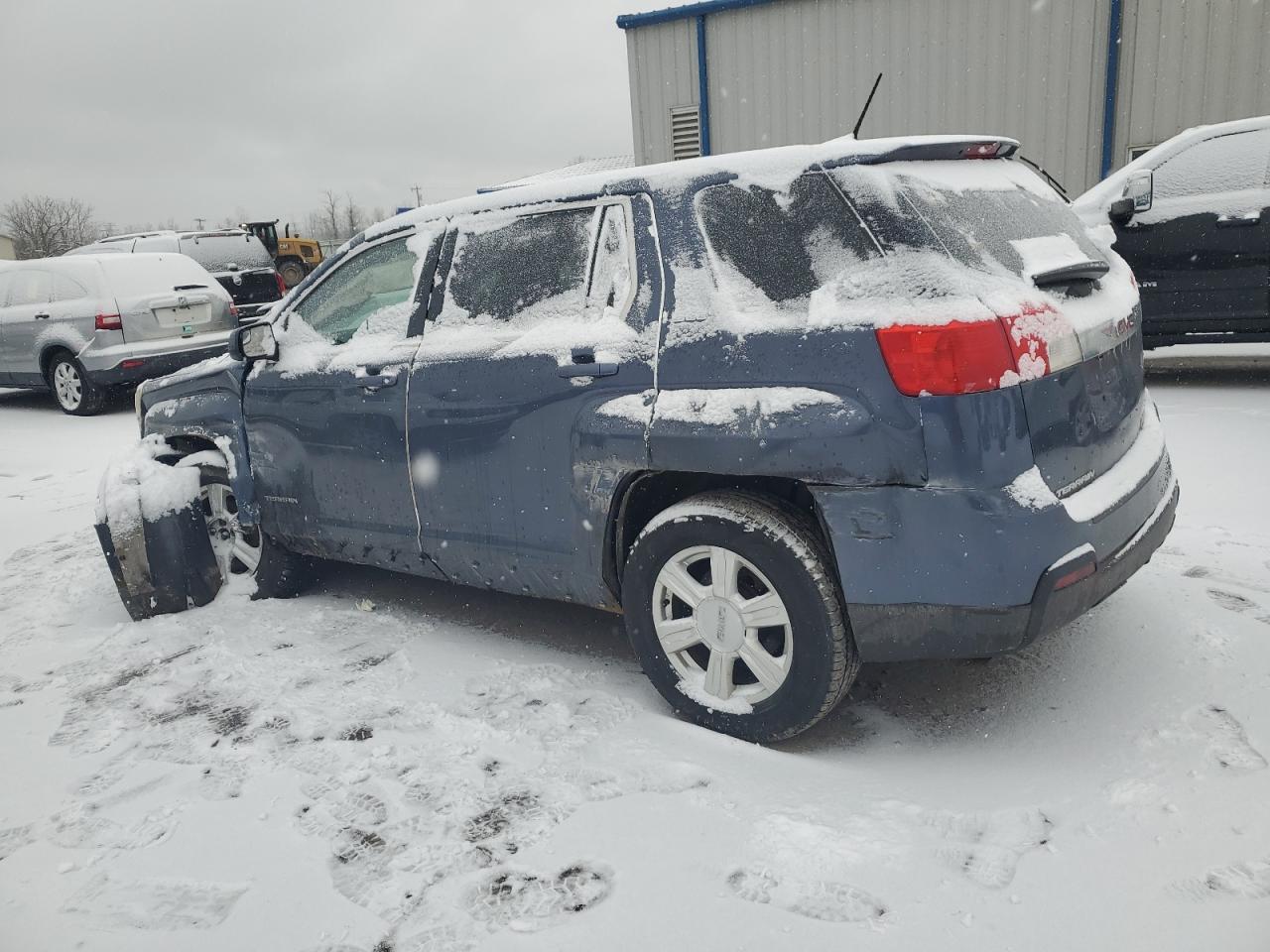 2014 GMC Terrain - Image 2