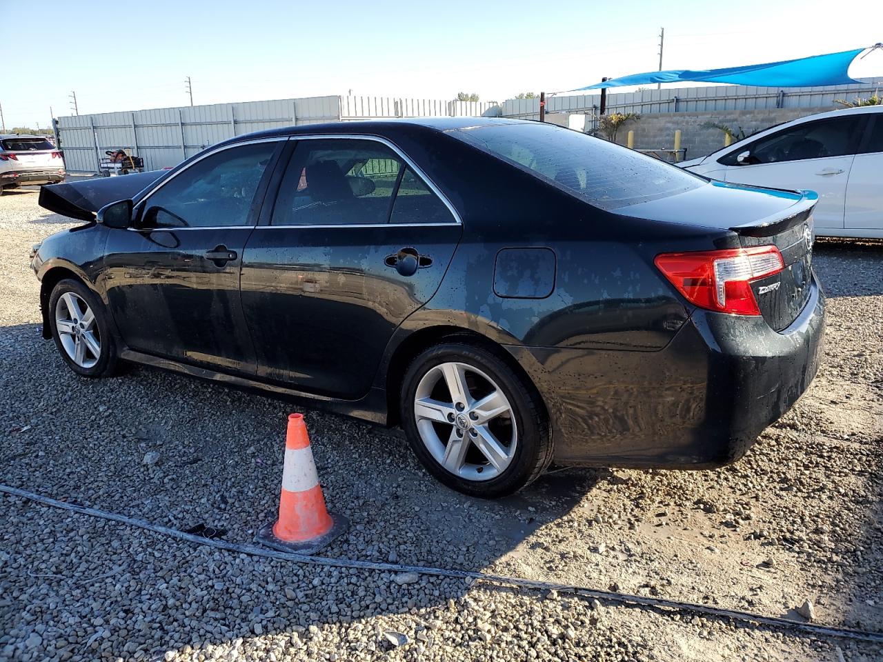 VIN 4T1BF1FK7DU298787 2013 TOYOTA CAMRY no.2