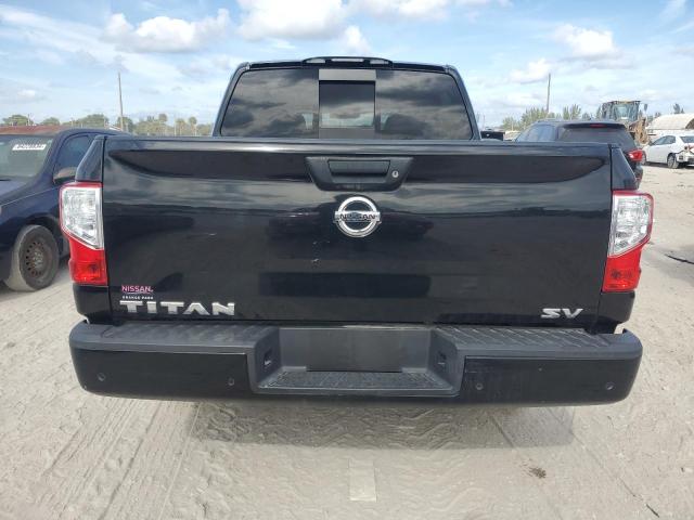  NISSAN TITAN 2021 Czarny