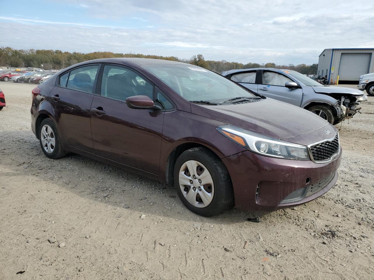 VIN 3KPFK4A76HE076994 2017 KIA FORTE no.4