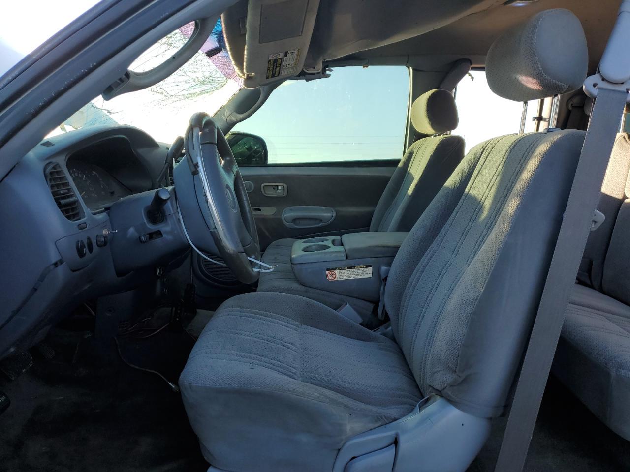 2002 Toyota Tundra - Image 7