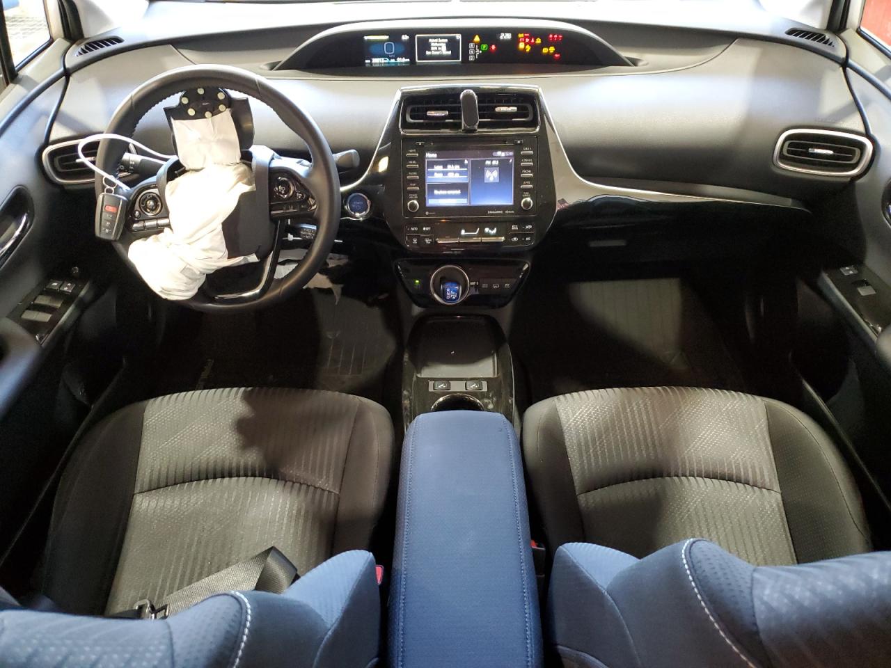 2021 Toyota Prius - Image 8