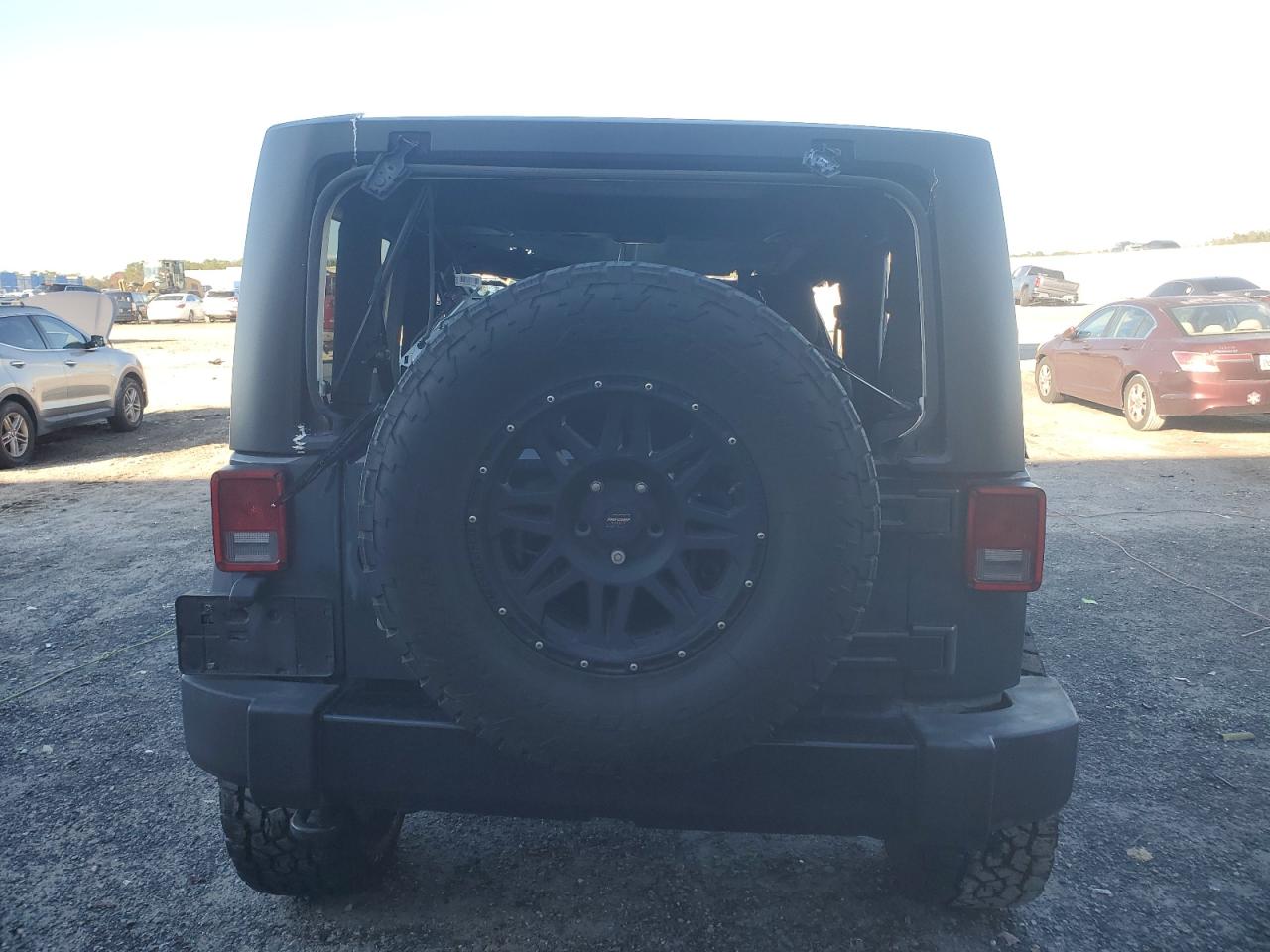 2017 Jeep Wrangler - Image 6