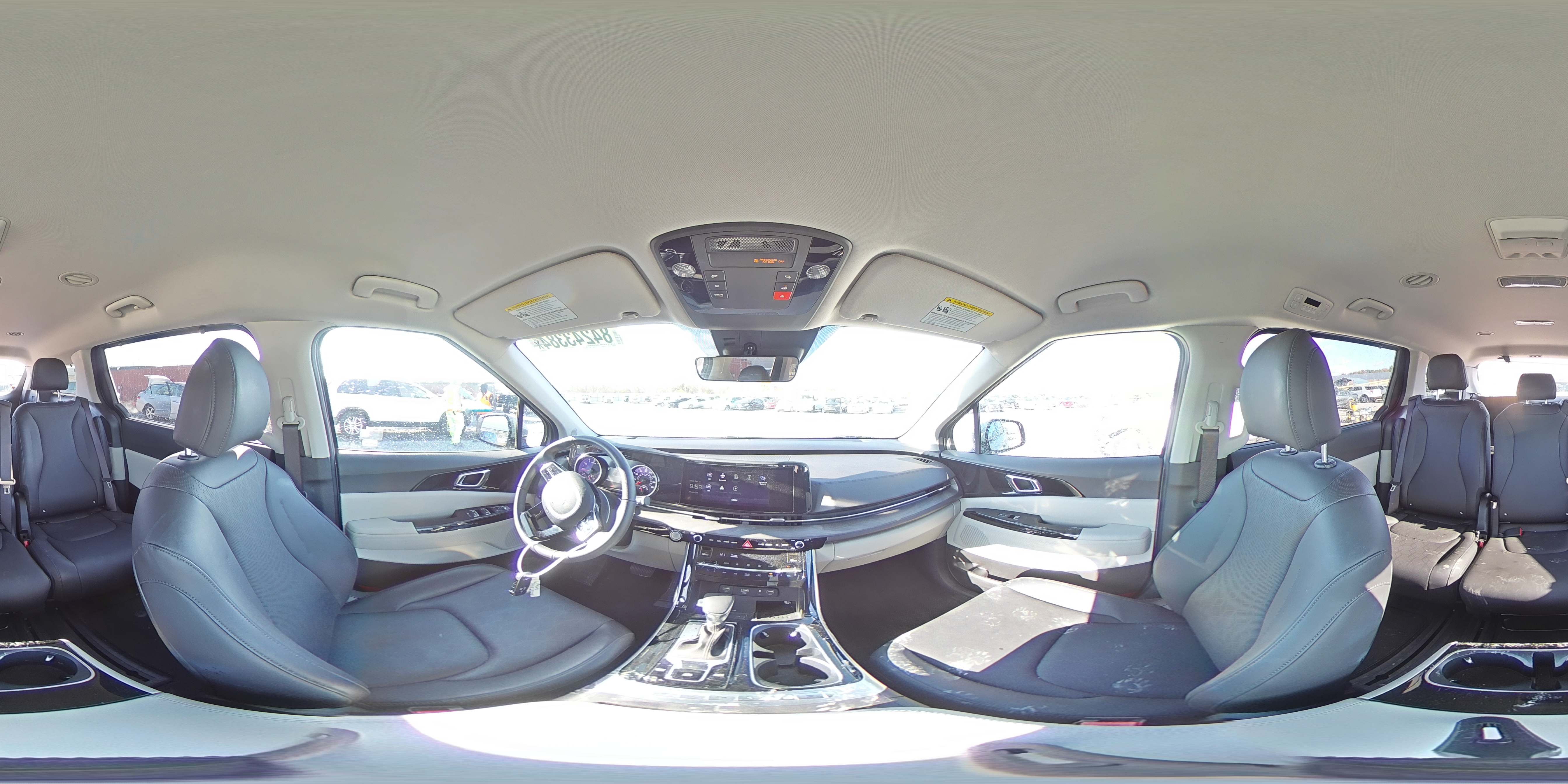 2024 Kia Carnival - Image 15