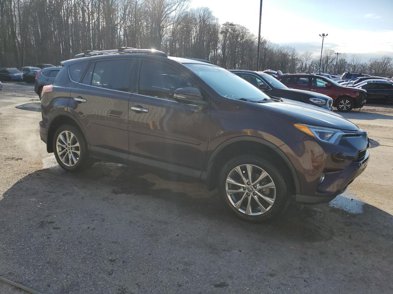 VIN 2T3DFREV2HW573966 2017 TOYOTA RAV4 no.4