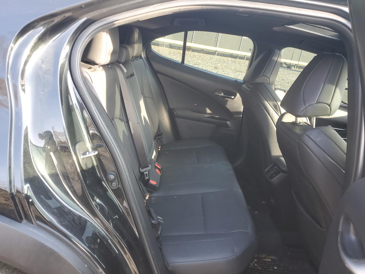2021 Lexus UX - Image 11