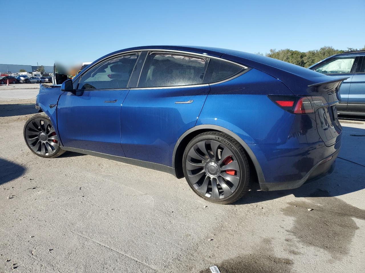 VIN 7SAYGDEFXRF020390 2024 TESLA MODEL Y no.2