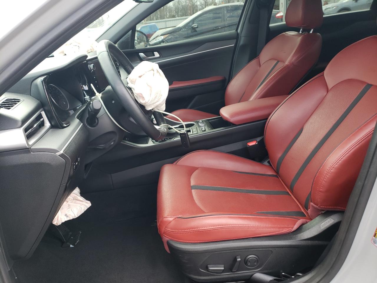 2023 Kia K5 - Image 7