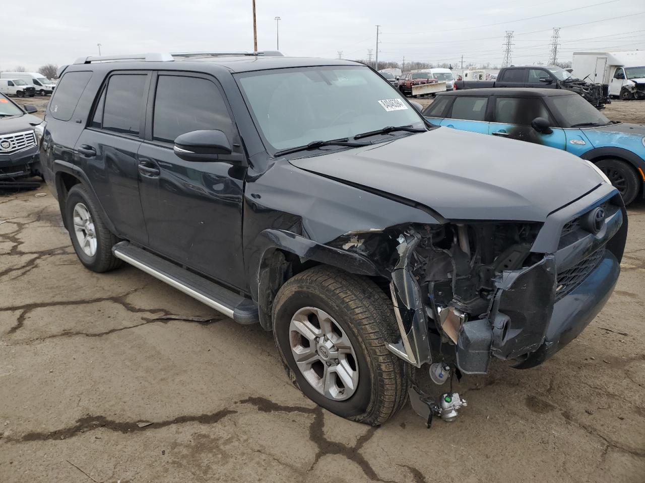 VIN JTEBU5JRXG5363454 2016 TOYOTA 4RUNNER no.4