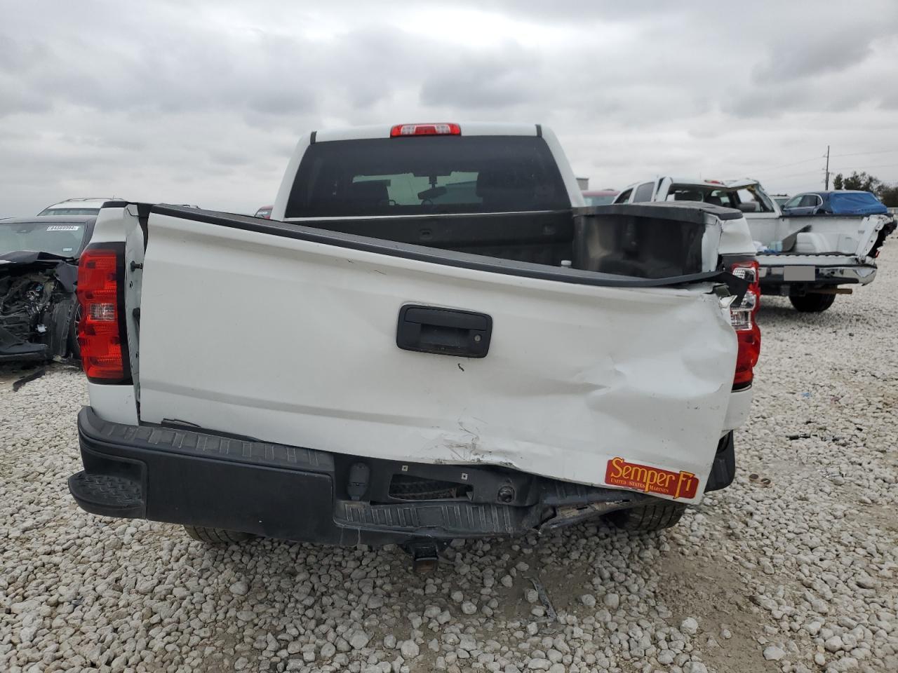 2017 Chevrolet Silverado - Image 6