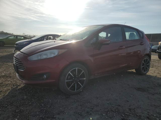  FORD FIESTA 2017 Красный