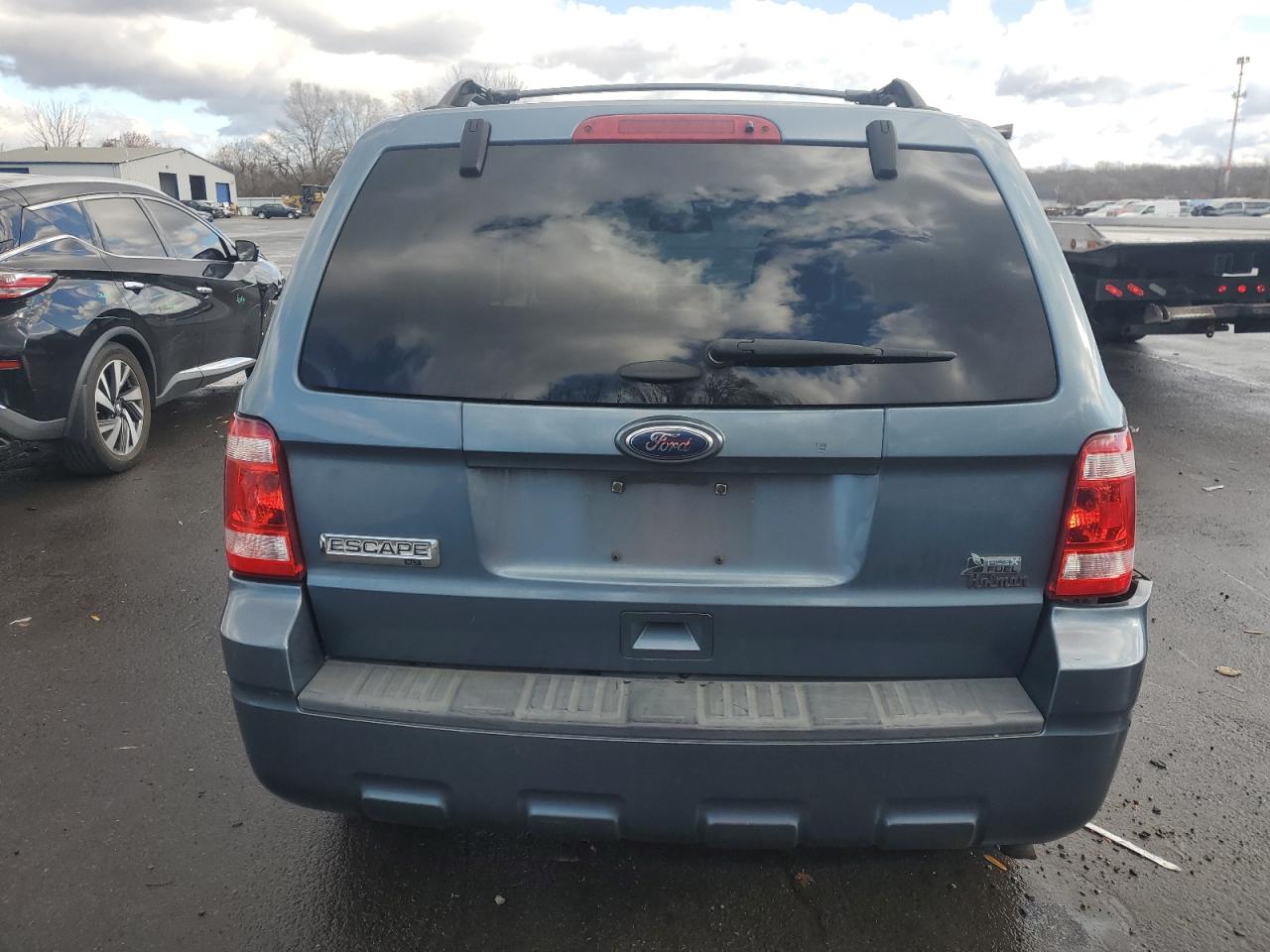2011 Ford Escape - Image 6