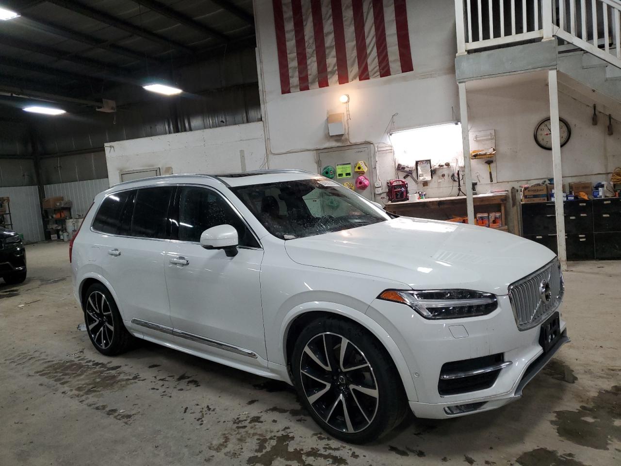 VIN YV4A22PL9K1430226 2019 VOLVO XC90 no.4