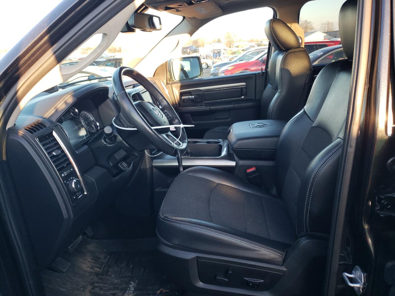 2018 RAM 1500 - Image 7