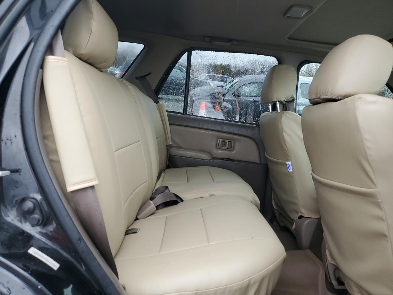2002 Toyota 4Runner - Image 11