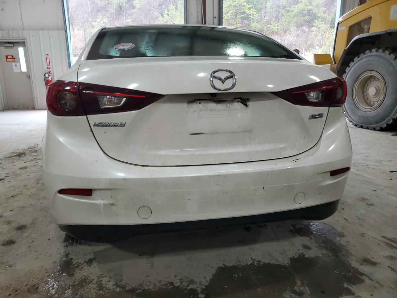 2017 Mazda 3 - Image 6